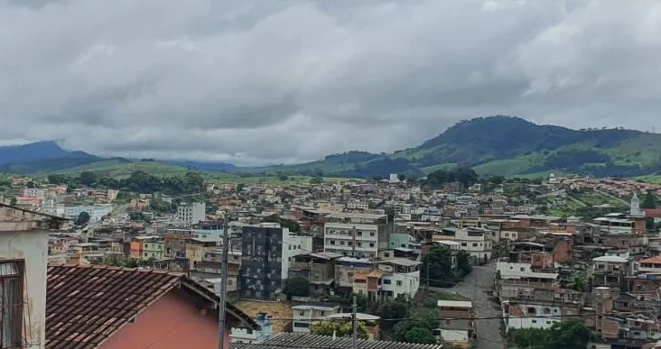 Zona da Mata entra em alerta máximo com chuvas históricas e risco elevado de desastres